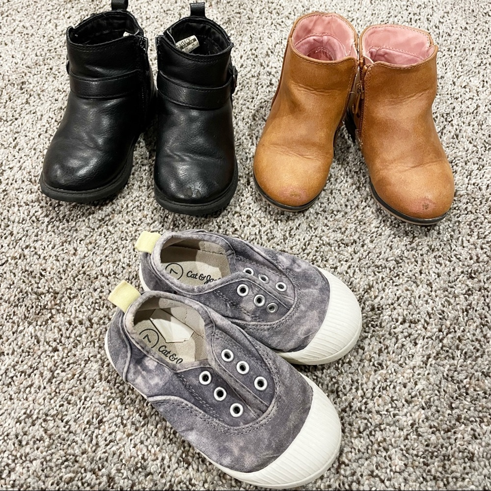 • Toddler Shoe Bundle •